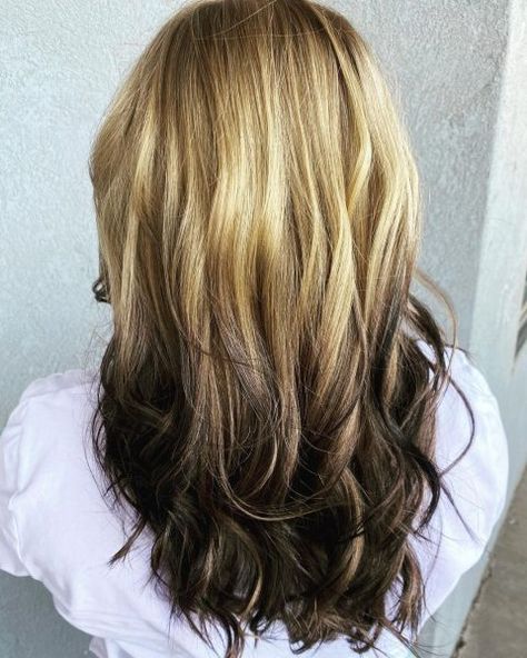 Reverse ombre - Blonde To Pink Ombre, Reverse Balayage, Best Ombre Hair, Reverse Ombre, Pink Ombre Hair, Purple Ombre Hair, Chestnut Hair, Purple Flame, Ombre Highlights