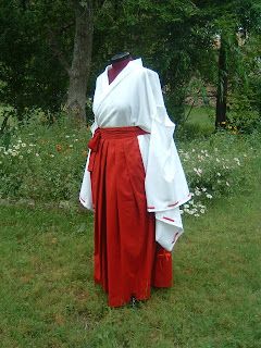 How to Make Heian Era Formal Court Hakama (nagabakama) - ClusterFrock Okami Cosplay, Dress Patern, Medieval Japanese, Sca Costumes, Medieval Japan, Japanese Traditional Clothes, Historical Sewing, Ren Faire Costume, Sca Garb