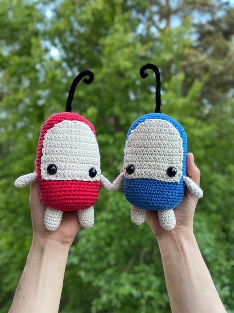 Ilomilo Crochet Pattern, Crochet Billie Eilish, Ilomilo Billie Eilish, Billie Eilish Merch, Billie Eilish Outfits, Wifey Material, Crochet Design Pattern, Beginner Crochet Projects, Platypus