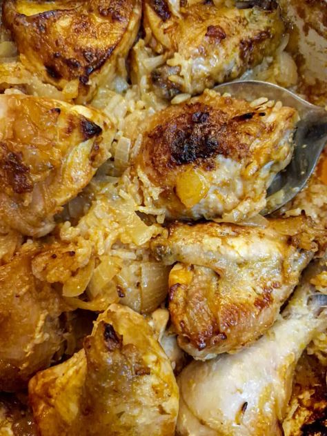 Chutney and mayonnaise chicken bake - Foodle Club Chicken Chutney Mayonnaise, Chutney Mayo Chicken Rice Bake, Chicken With Mayonnaise, Mayonnaise Chicken, Chutney Chicken, Onion Rice, Chicken Rice Bake, Mayo Chicken, Cooked Chicken Recipes