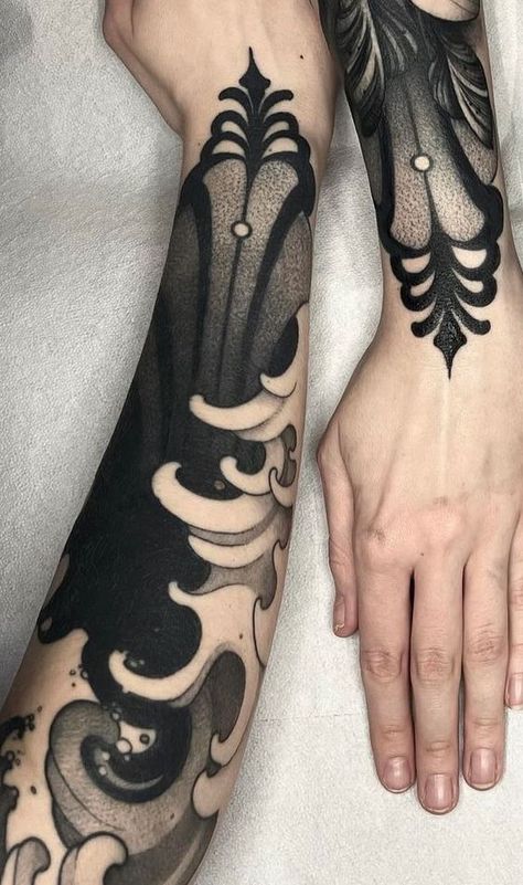 Black Out Flower Sleeve Tattoo, Feminine Blackwork Tattoo, Black Out Back Tattoo, Blackwork Shoulder Tattoo, Black Neotraditional Tattoo, Neo Traditional Tattoo Design Black, Black Out Tattoo Designs, Black Out Sleeve Tattoo, Negative Space Tattoo Lettering