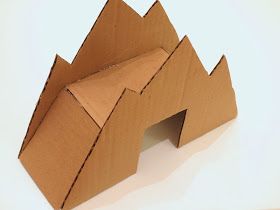 Cardboard Mountain, Cardboard Bridge, Kandang Hamster, Diy Hamster Toys, Hamster Diy, Rat Toys, Hamster Cages, Hamster Toys, Vbs Themes