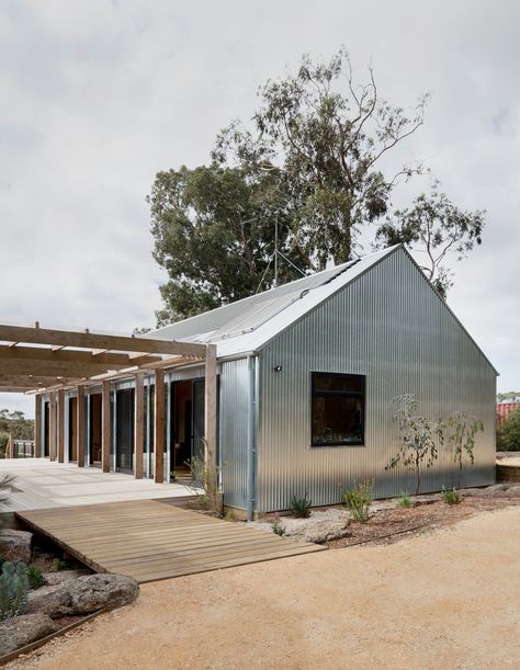 Australian Farmhouse Exterior, Shed House Australian, Corrugated Metal Siding, Beach Shacks, One Bedroom House, Barn Houses, Farm Shed, Plywood Interior, Steel Barns