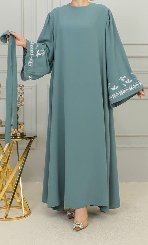 Abaya Designs 2024, Abaya Styles For Ladies, Simple Abaya Designs Casual, Turkish Abaya Designs, Embroidery Abaya Design, New Abaya Designs, Turhan Sultan, Simple Abaya Designs, Latest Abaya Designs