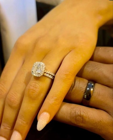 Black Woman Wedding Ring, Rings Engagement On Black Women, Black Women Engagement Photos, Engagement Rings On Black Women Hand, Marriage Rings For Women, Marriage Ring Black Women, Wedding Ring On Black Woman Hand, Engagement Ring Black Woman, Engagement Rings Black Women