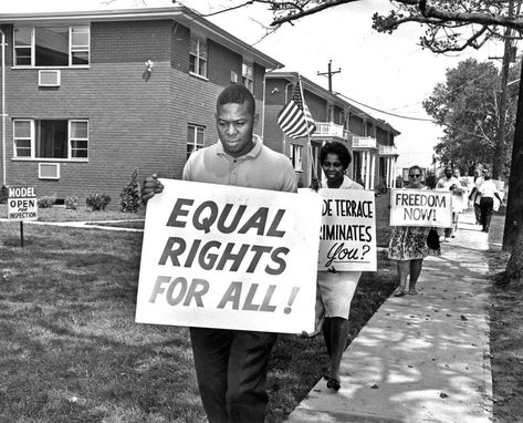 Racial Equality, Flipped Classroom, Civil Rights Movement, Equal Rights, African American History, Black American, Martin Luther King, Civil Rights, Historical Photos