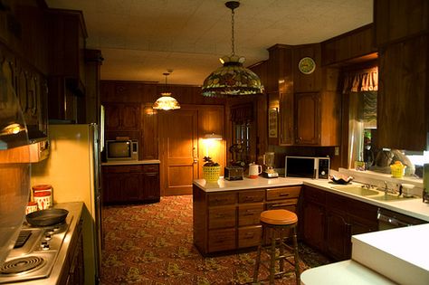 kitchen remodeled in the 70s - we had this kind of kitchen carpet in our 70s house 70s Houses, Employee Break Room, 70’s House, 80s Kitchen, 90s House, 70s Interior Design, 80s House, 80s Interior, 70s House