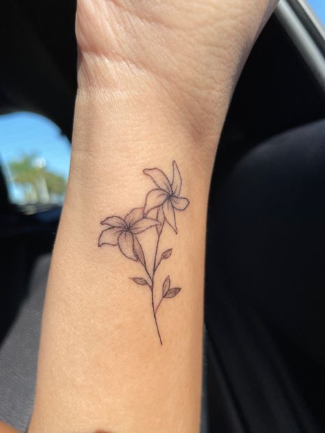 sampaguita, or jasmine, tattoo on side of left wrist Sampaguita Fine Line Tattoo, White Jasmine Flower Tattoo, Simple Jasmine Flower Tattoo, Sampaguita Jasmine Flower Tattoo, Arabian Jasmine Tattoo, Jasmine Flower Line Art, Filipino Sampaguita Tattoo, Sampaguita Tattoo Philippines, Sampaguita Tattoo Minimalist