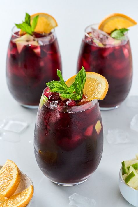 Easy Red Sangria with Brandy - TastyAZ Sangria With Brandy, Brandy Sangria, Easy Red Sangria, Red Wine Dessert, Brandy Recipe, Red Sangria Recipes, Easy Sangria Recipes, Red Wine Recipe, Red Wine Sangria