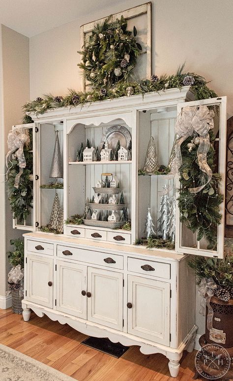 China Hutch Decor, Hutch Decor, Kitchen Hutch, Bedroom Decorating Ideas, Christmas Dining, Bedroom Decorating, Christmas Village, Minimalist Bedroom, Cheap Home Decor