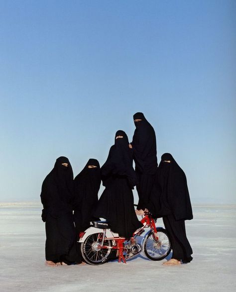 Juxtapoz Magazine, Photo Series, Going Home, Muslim Women, New Yorker, The Guardian, Art Direction, Photo Book, Documentaries