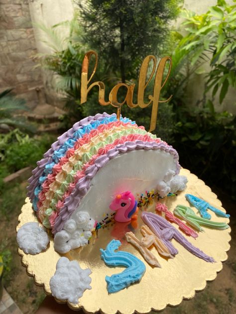 Half Birthday Cake Ideas, Cake With Unicorn, Birthday Rainbow Cake, Half Birthday Cake, Six Month Birthday, Half Birthday Party, Half Birthday Cakes, Newborn Sibling, Baby Boy 1st Birthday Party