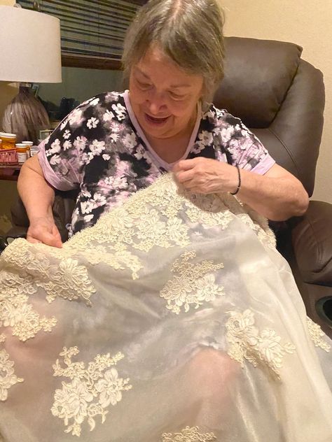 In this heartwarming true story, a real bride named Janna decides to honor her mother by repurposing her vintage 1973 wedding gown into a new bridal veil. With the help of a skilled seamstress, they transform the gown, preserving its intricate details and up cycling this family heirloom. Lace From Moms Wedding Dress, Uses For Moms Old Wedding Dress, Moms Wedding Dress Reuse, How To Use Moms Old Wedding Dress, Mothers Wedding Dress Repurpose, Reusing Moms Wedding Dress, Repurpose Wedding Gown, Mothers Gowns, Mom Wedding Dress