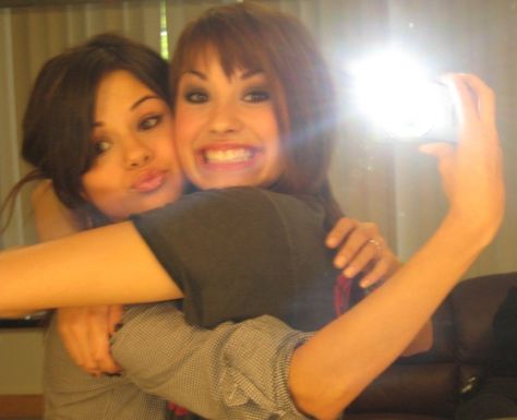 Demi Lovato 2011, Demi Selena, Selena Gomez Photos, Camp Rock, Selena G, Coffee Girl, Teen Choice Awards, Old Disney, Marie Gomez