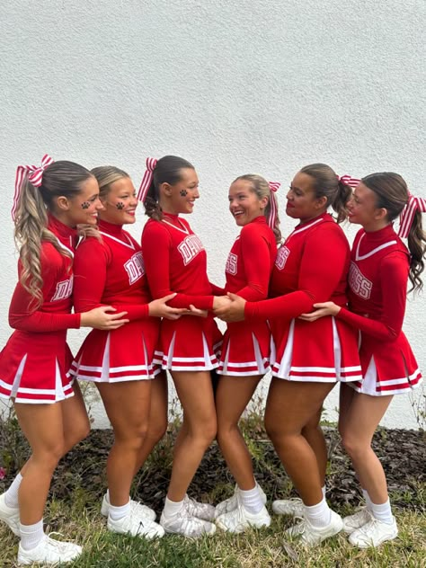 Ohio State Cheerleaders, Girly Games, Cheer Dress, Coach Outfits, Barbie Pink Dress, Cheerleading Photos, Cute Cheer Pictures, Cheers Photo, High School Cheer