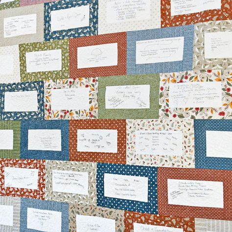 Wedding Signature Quilt Ideas, Signature Quilt Blocks Free Pattern, Quilt Signature Ideas, Autograph Quilt Ideas, Retirement Quilt Ideas, Signature Quilts Patterns, Signature Quilt Blocks, Signature Quilts Ideas, Guest Quilt