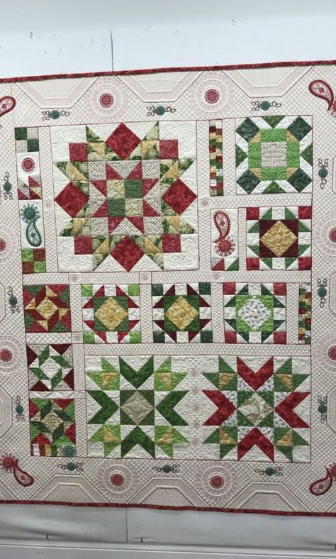 57CCFC31-3EE3-40EE-A401-46B2AB07372F Ruby Jubilee, Amanda Murphy, Christmas Quilting, Star Quilt Blocks, Quilting Rulers, Christmas Quilts, Christmas Quilt, Christmas Sewing, Star Quilt