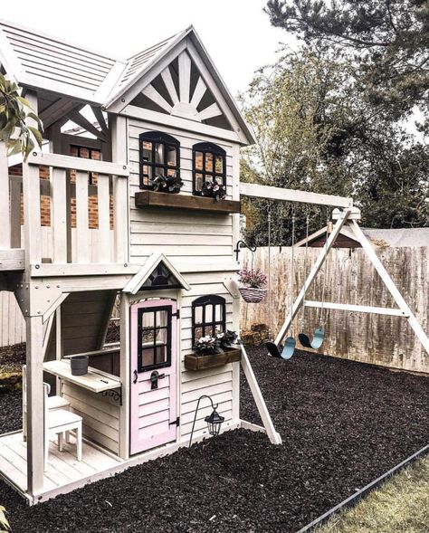 Top 10 Kids Outdoor Playhouses From Instagram Kids Outdoor Playhouses, Outdoor Playhouse Makeover, Playhouse Interior, Outdoor Playhouses, Playhouse Decor, Kids Playhouse Outdoors, Backyard Playset, Diy Playhouse, Backyard Playhouse