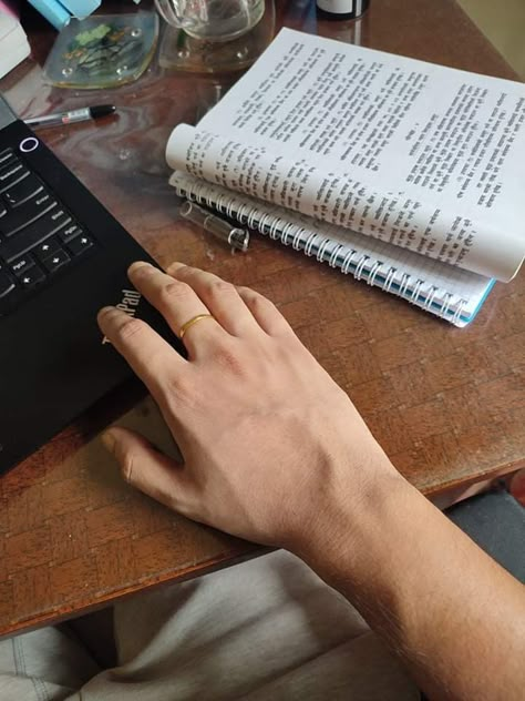 Hands, veins, ring, man hands, male hands, lawyer Lawyer Men Aesthetic, Lawyer Boyfriend Aesthetic, Lawyer Man Aesthetic, Lawyer Aesthetic Men, Patient Aesthetic, Lawyer Boyfriend, Lawyer Man, Hands Rings, Andy Barber