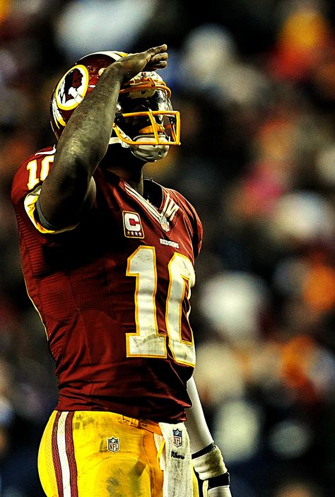 Robert Griffin Iii, England Sports, San Diego Chargers, Sports Wall, Anaheim Ducks, Nfl Players, Sports Teams, Bayern Munich, Football Season