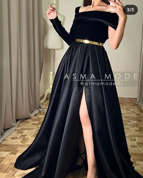 Black Gown Elegant Classy, 111k Followers, Cute Formal Dresses, Cloth Brand, Fashion Sketches Dresses, Women Dresses Classy, Fancy Dresses Long, Indian Dresses Traditional, Velvet Gown