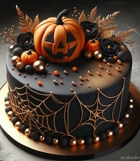 Halloween Theme Cakes Ideas, Pretty Halloween Cakes, Halloween Wedding Cake Ideas, Halloween Cake Decorations Ideas, Spooky Cake Ideas, Halloween Tårta, Halloween Cakes Ideas, Decorating Cake Ideas, Birthday Cake Halloween