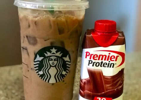 LOW CARB PROTEIN COFFEE DRINK (HOW TO MAKE PROFFEE)! - Dieter24 Protein Coffee Drink, Protein Drink Recipes, Pancakes Protein, Premier Protein Shakes, Iced Coffee Protein Shake, Desayuno Keto, Coffee Protein Shake, Protein Smoothies, Protein Shake Smoothie