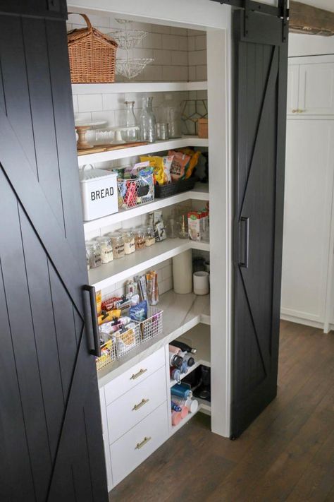 Farmhouse Pantry Perfection: Top 23 Organizing Ideas for Stylish Storage Shallow Pantry, Pantry Renovation, Pantry Closet Design, Open Pantry, House Pantry, Pantry Decor, Farmhouse Pantry, Pantry Room, Built In Pantry