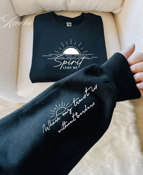 Modern Shirt Design, Jesus Clothes, Boho Christian, Spirit Lead Me, Christian Shirts Designs, Christian Hoodies, Christian Quote, Cute Shirt Designs, Plant Wallpaper