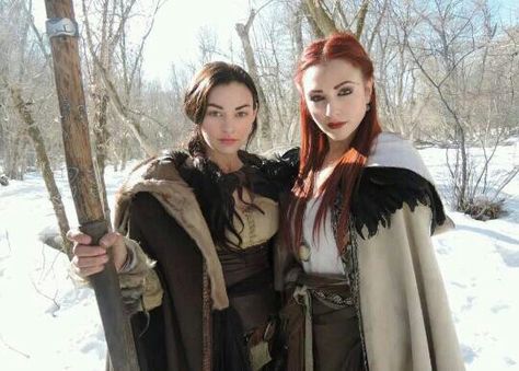 Mythica: Marek (Melanie Stone) & Teela (Nicola Posener) Melanie Stone, Gothic Novel, Medieval Wedding, Female Fighter, Nerd Love, Fantasy Movies, Film Books, Character Outfits, Character Costumes