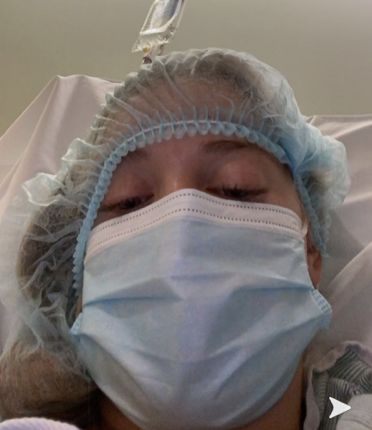 Briana Lee At Hospital, Picky Picks, Hospital Pictures Accident, Hospital Tools, Hospital Admit Pics, Day Skincare Routine, Hospital Aesthetic, Full Body Cast, Justin Clynes