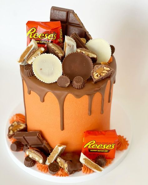 Reece’s Birthday Cake, Reese's Birthday Cake, Reeses Cake Ideas, Reese Cake Birthday, Reese’s Birthday Party, Reeses Cake Decoration, Reese’s Cake Decoration, Reese Birthday Cake, Reece’s Cake