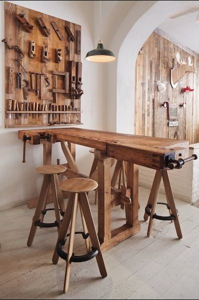 Use an old work bench as your bar or table. (we use old tables and kitchen counters as work benches. . . does that count?) Restaurant Vintage, Nordic Modern, Woodworking Bench, Diy Interior, Wooden Table, Industrial Furniture, Woodworking Shop, Wood Shop, Workbench