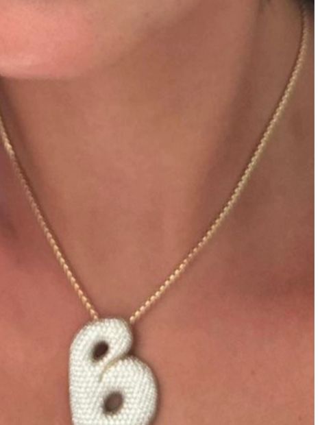 Hailey Bieber Wearing Hailey Bieber B Necklace, Hailey Bieber Accessories, Hailey Bieber Necklace, Hailey Bieber Jewelry, Bougie Style, Hayley Bieber, Jewelry Stack, 2024 Wishlist, Edgy Jewelry