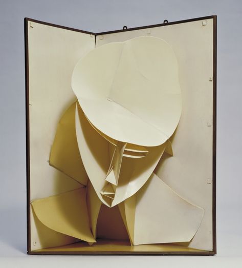 Naum Gabo. Head of a Woman. c. 1917-20 (after a work of 1916) | MoMA Sculpture Cardboard, Naum Gabo, Arte Pop Up, Giuseppe Penone, Alexander Rodchenko, Modern Art Movements, Pop Up Art, Cardboard Sculpture, Up Book