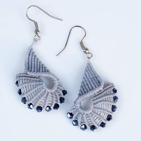 Snail Fairy, Macrame Earrings Tutorial, Macrame Tutorials, Earrings Tutorial, Pendant Tutorial, Seashell Earrings, Snail Shell, Macrame Patterns Tutorials, Macrame Earrings