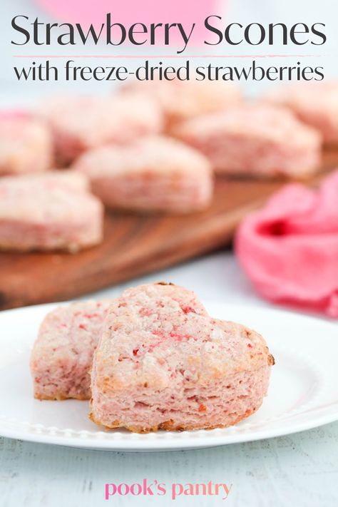 Freeze Dried Strawberry Scones, Freeze Dried Strawberry Muffins, Recipes With Freeze Dried Strawberries, Dried Strawberry Recipes, Dessert Scones, Strawberry Scones Recipe, Strawberry Scone, Strawberries Recipes, Pantry Recipe