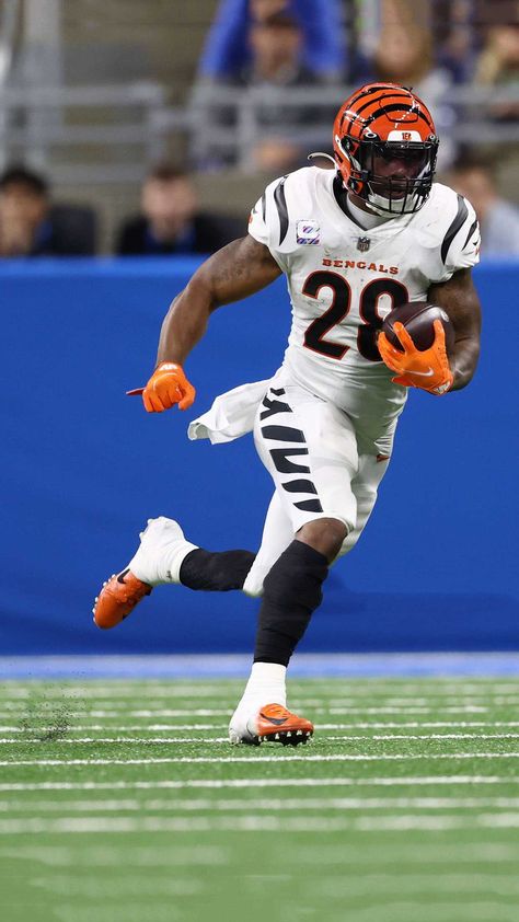 Joe Mixon, Shield Cast, Joe Borrow, Football Run, Football Drip, Ohio Football, Cincinnati Bengals Football, Bengals Football, Cincinnati Ohio