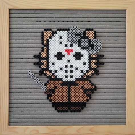 Hello Kitty Halloween Perler Beads, Gothic Perler Beads, Seed Bead Crafts Diy, Horror Perler Bead Patterns, Horror Perler Beads, Perler Bead Crafts, Halloween Perler, Perler Bead Mario, Hello Kitty Earrings