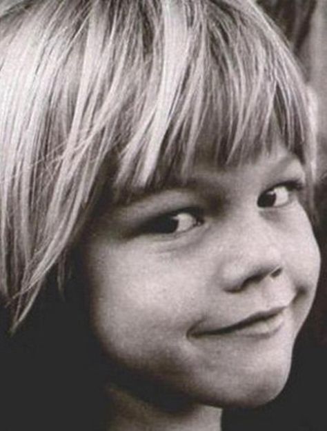 so beautiful Leonard Dicaprio, Richard Johnson, Jacqueline Bisset, Famous Kids, Young Leonardo Dicaprio, Celebrities Then And Now, Hugh Laurie, Young Celebrities, Leo Dicaprio