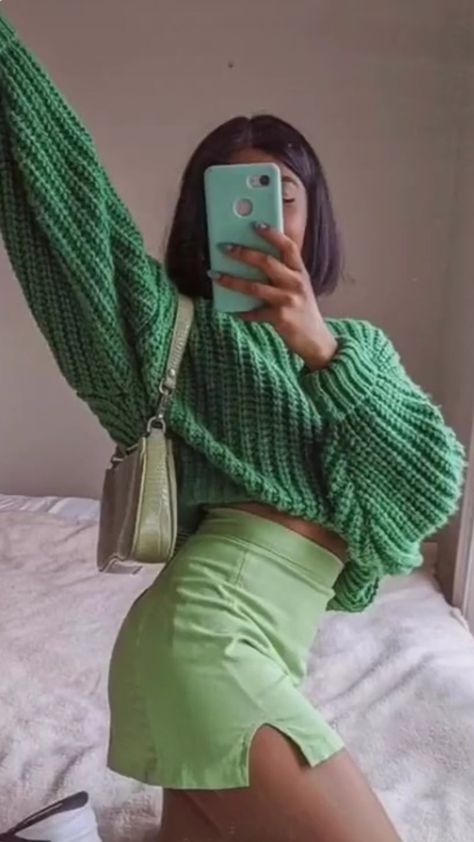 Paris Aesthetic Outfit, Maximalist Fashion, Colorful Wardrobe, Outfit Challenge, Pastel Outfit, Business Casual Outfits For Work, Fashion Mistakes, Warm Outfits, Really Cute Outfits