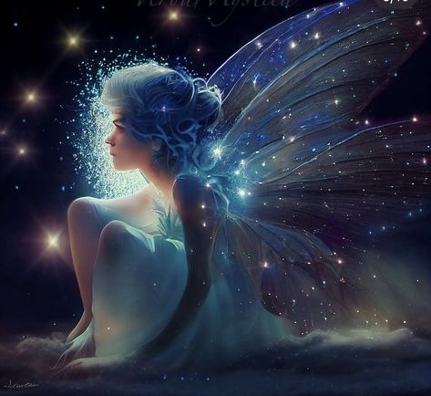 Moonlight Fairy, Fairy World, Story People, Fairy Pictures, Fairy Artwork, Fantasy Fairy, Badass Women, Forest Fairy, Fairy Land