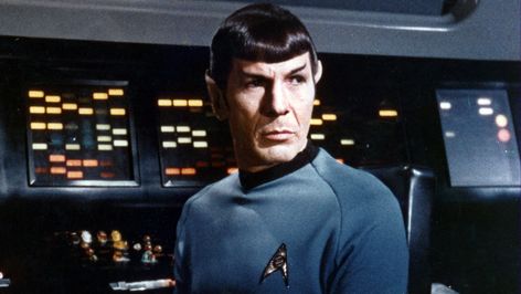 Remembering Leonard Nimoy's Career (Photos) | Hollywood Reporter Star Trek Jewelry, Star Trek Vi, Leonard Nimoy Spock, Career Photos, New Zombie, Stephen King Movies, Enterprise Ncc 1701, Leonard Nimoy, Best Titles