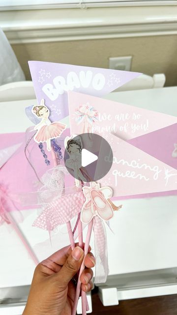 Bianca | Ballet Recital gift idea! 🩰Dance recitals are right around the corner! Let me help you prepare with this adorable dance pennant! Comme... | Instagram Dance Recital Bouquet Ideas, Dance Recital Flowers, Ballet Bouquet, Dance Recital Gifts Diy, Dance Gift Ideas, Goft Ideas, Recital Gifts, Ballet Crafts, Dance Crafts