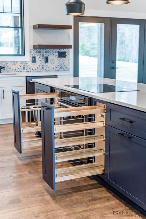 Kitchen Pull Out Drawers, Island With Stove, Kitchen Spice Storage, Kitchen Island With Stove, Classical Kitchen, Kitchen Island Storage, Goals 2024, Kitchen 2024, Kitchen Updates