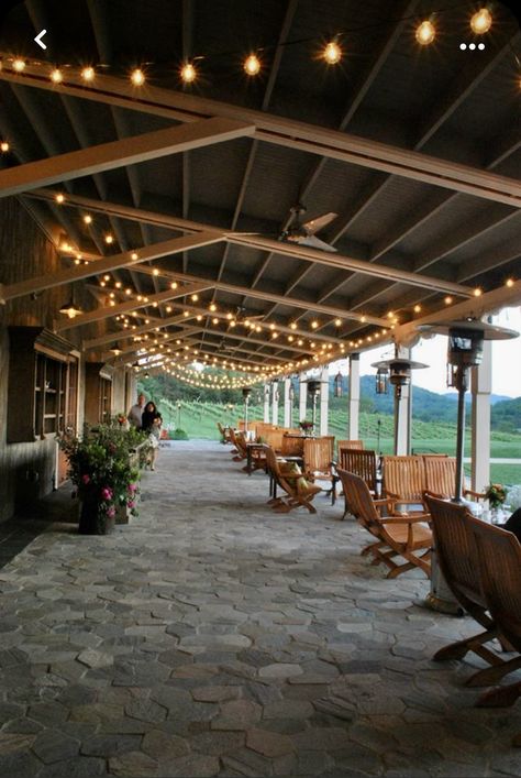 Backyard Venue Ideas, Rustic Event Space, Barndominium Event Space, Barn Hangout Ideas, Barn Venue Ideas, Wedding Barn Venue Ideas, Wedding Venue Bar, Party Barn Interior, Barn Event Space