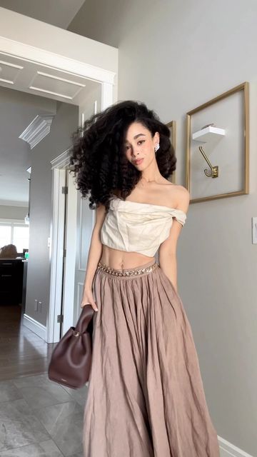 Shannon on Instagram Shann Bailee Outfit, Shannbailee Outfits, Shannon Bailey, Shann Bailee, Casual Princess Outfits, Comic School, 4c Hair Care, Princess Outfits, 4c Hairstyles