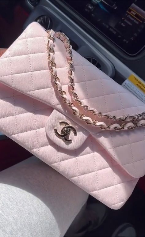 Pink Chanel Bag, Purse Aesthetic, Luxury Bags Collection, Chanel Pink, Girly Bags, Chanel Purse, Pink Chanel, Fancy Bags, Luxury Purses