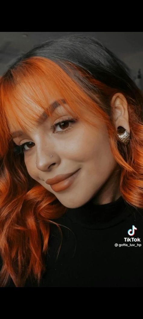 Orange Hair Dye Ideas, Orange Balayage Hair, Orange Peekaboo Hair, Ginger Peekaboo Hair, Orange And Brown Hair, Brown And Orange Hair, Gemini Hair, Color Block Hair, Split Dyed Hair