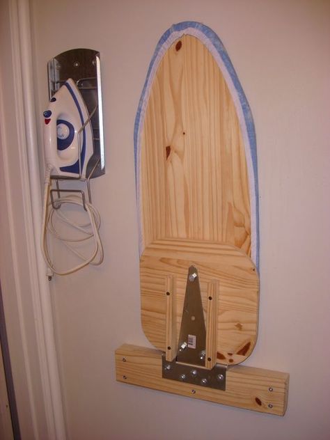 Ironing Board Diy, Wall Mount Ironing Board, Mounted Ironing Board, Wall Mounted Ironing Board, Rangement Makeup, Ikea Kitchen Island, Diy Mud Kitchen, Diy Bathroom Furniture, Pallet Furniture Living Room